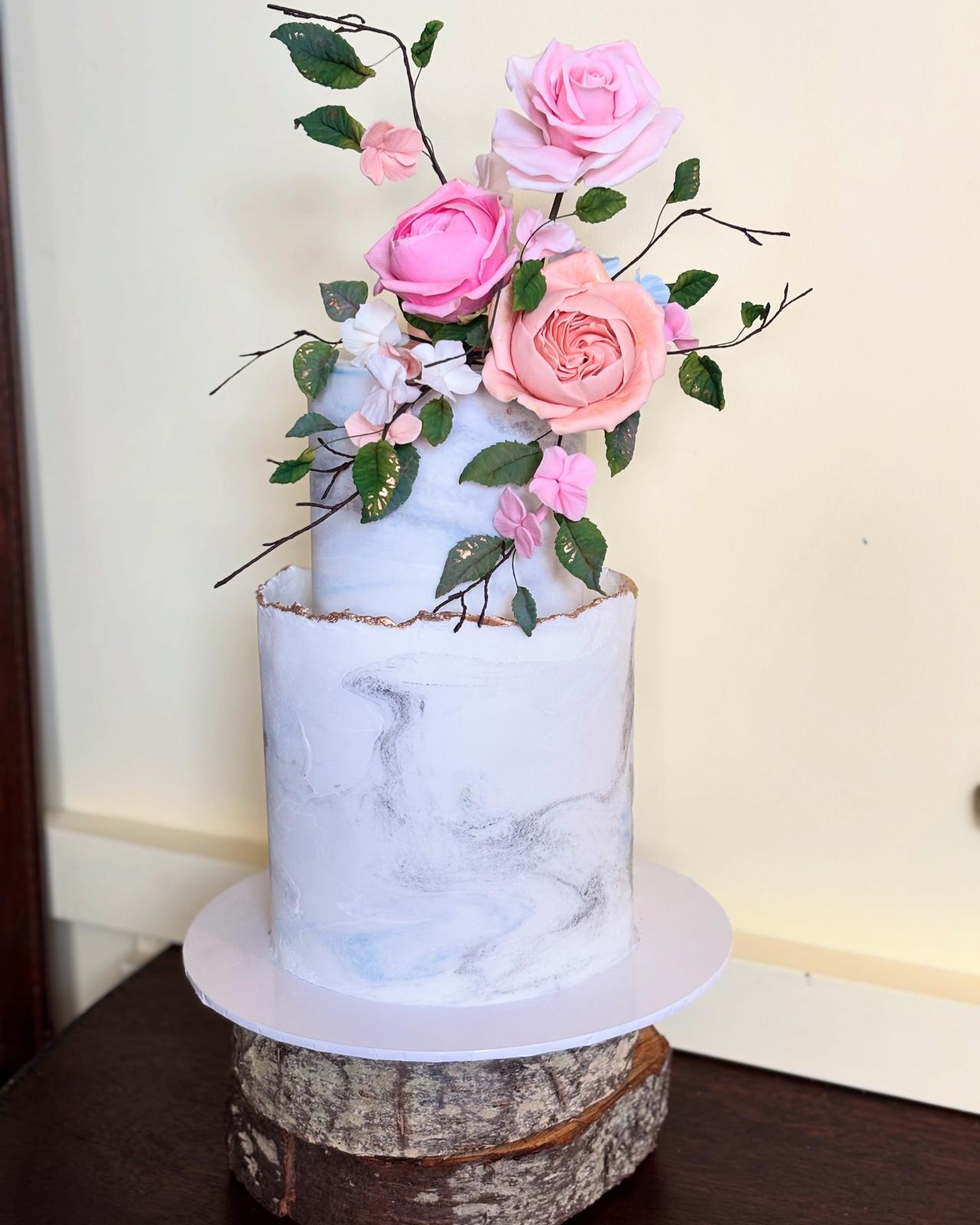 Hand made Occasional Cakes at Glamorous Cakes